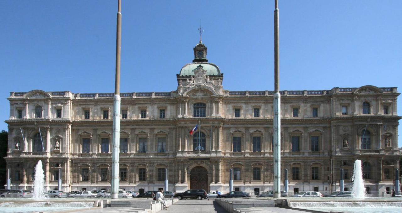 Joli T2 Moderne Au Coeur De Marseille - Place Castellane Exterior foto